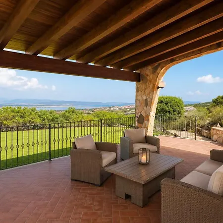 Aparthotel Exclusive Sardinia 3*